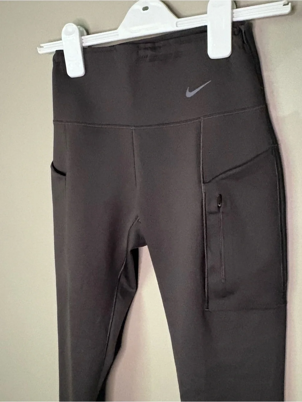 Nike Go Women's Firm-Support Leggings Size S NEW